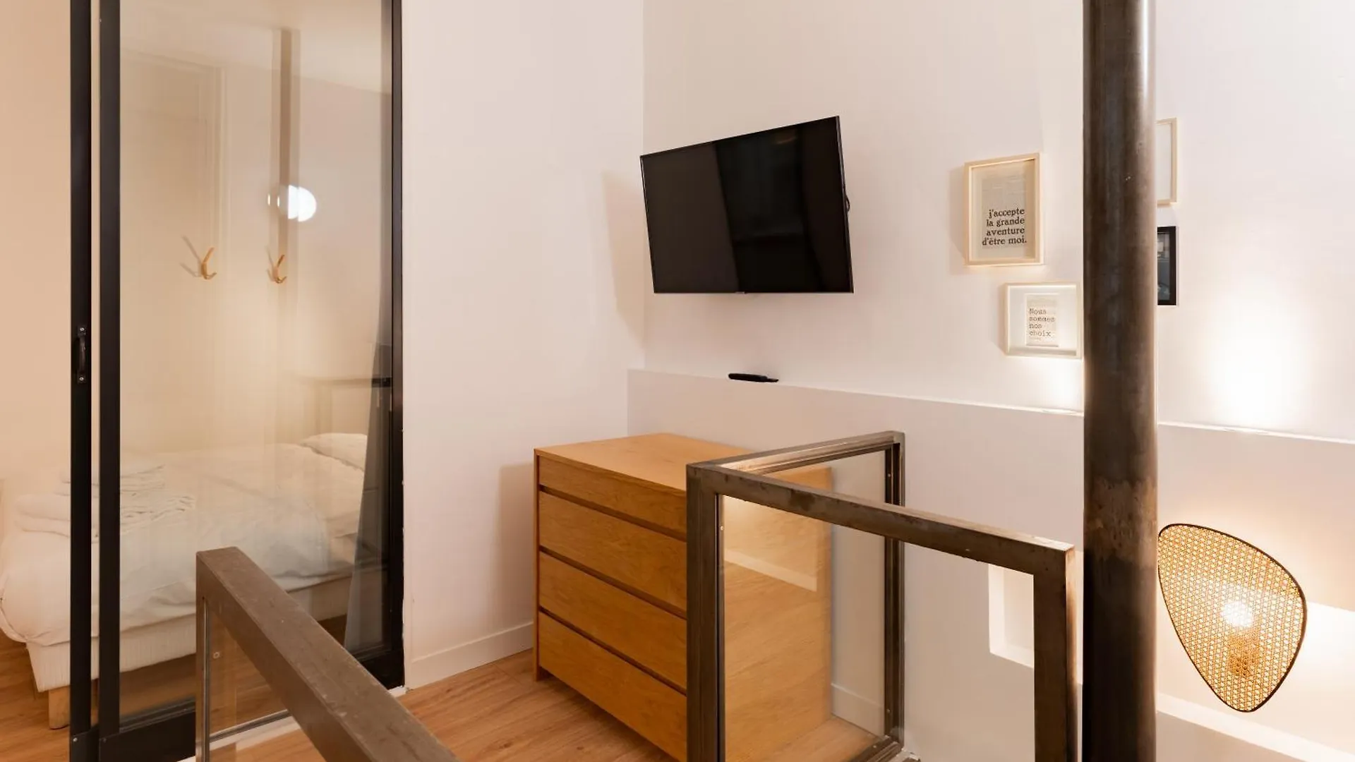 St Germain Sartre Chicsuites * Paris