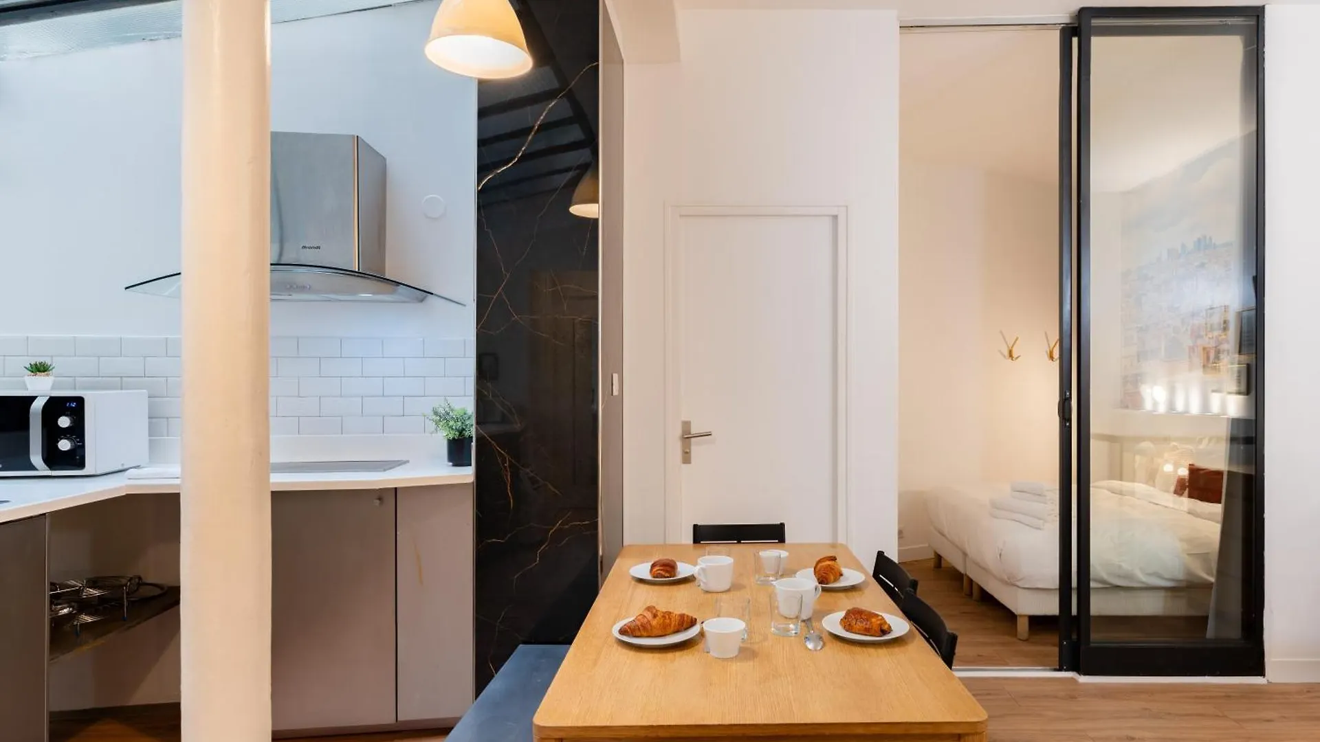 St Germain Sartre Chicsuites Paris
