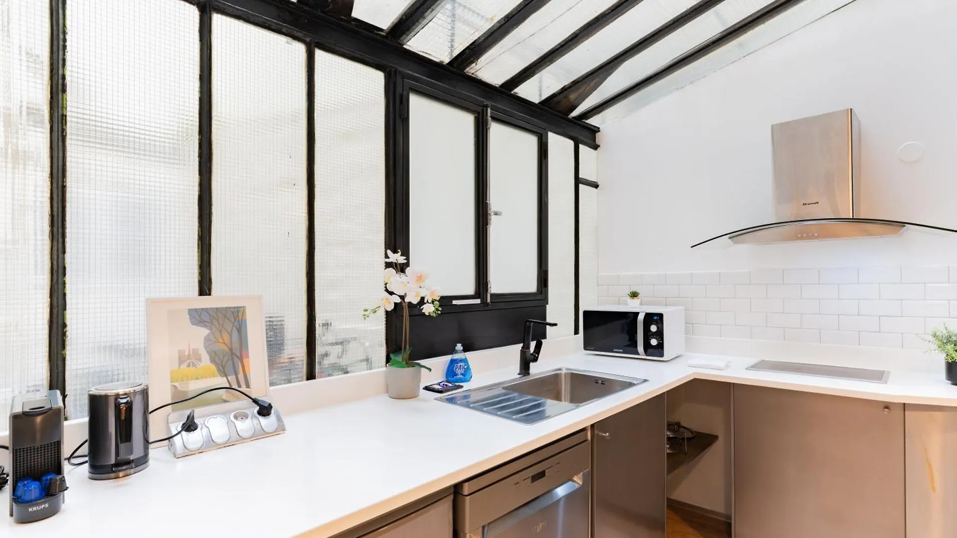 St Germain Sartre Chicsuites Apartment Paris